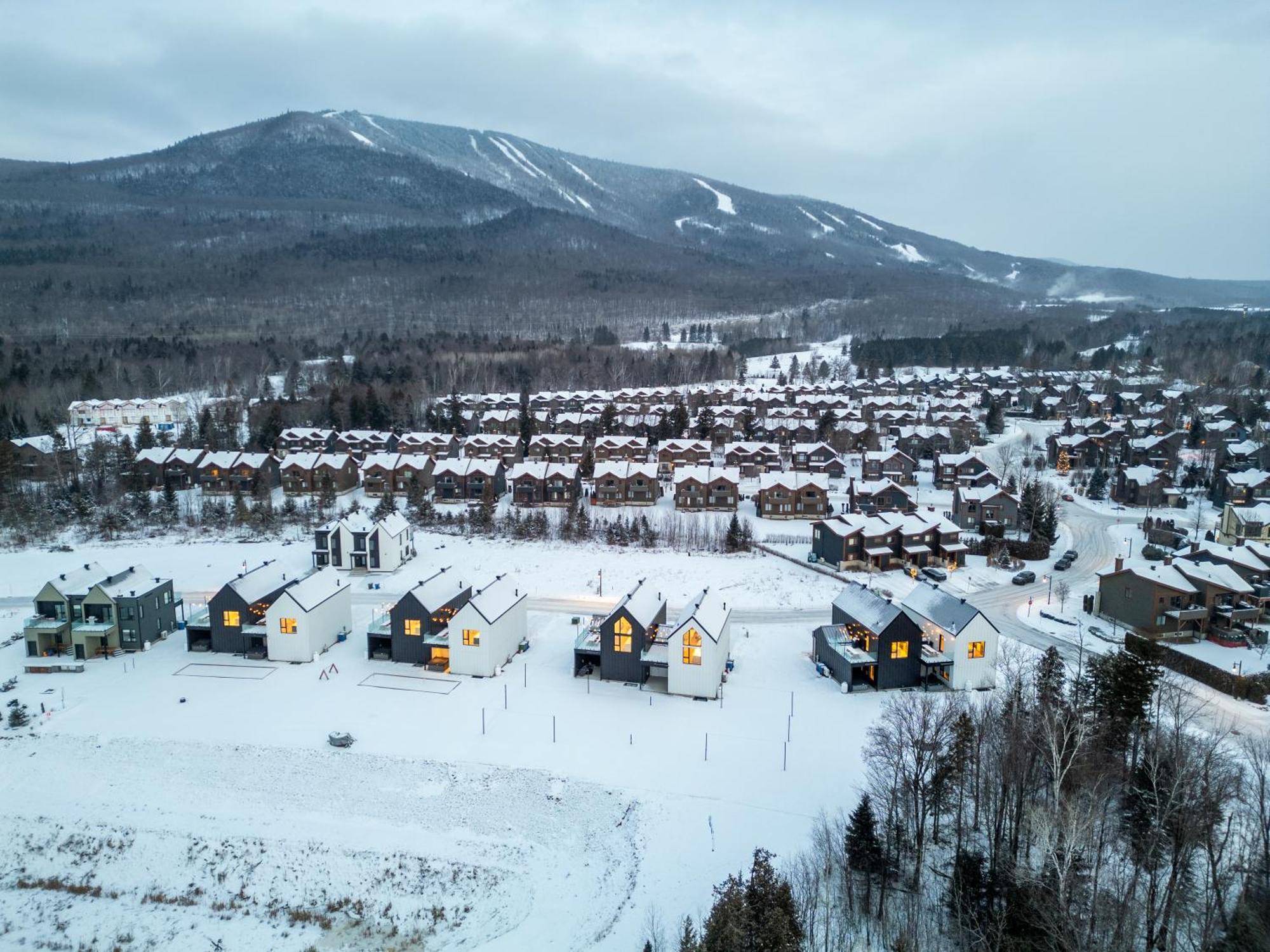 Sofa Villas Mont Sainte-Anne Beaupre Bagian luar foto